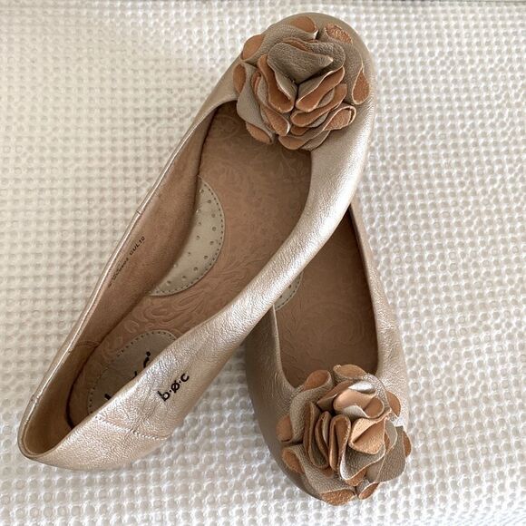 B.o.c Leather with Flower Upper Slip on Ballet Flats - Picture 2 of 7